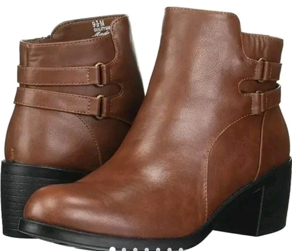 Easy Street ~Woman Size 9M~ Murphy -Honey Ankle Boots NWOB.